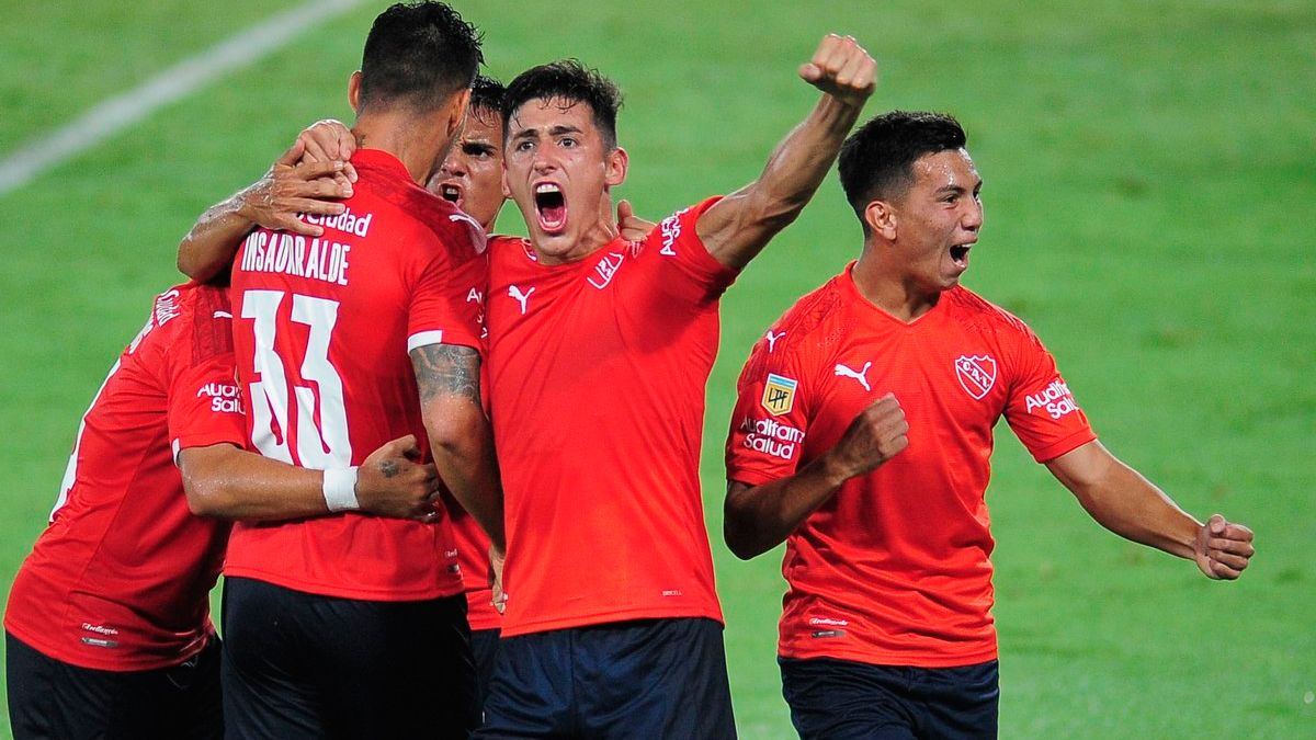 Independiente probará jóvenes futbolistas en Burzaco: cómo participar y  quiénes pueden presentarse - Zonales